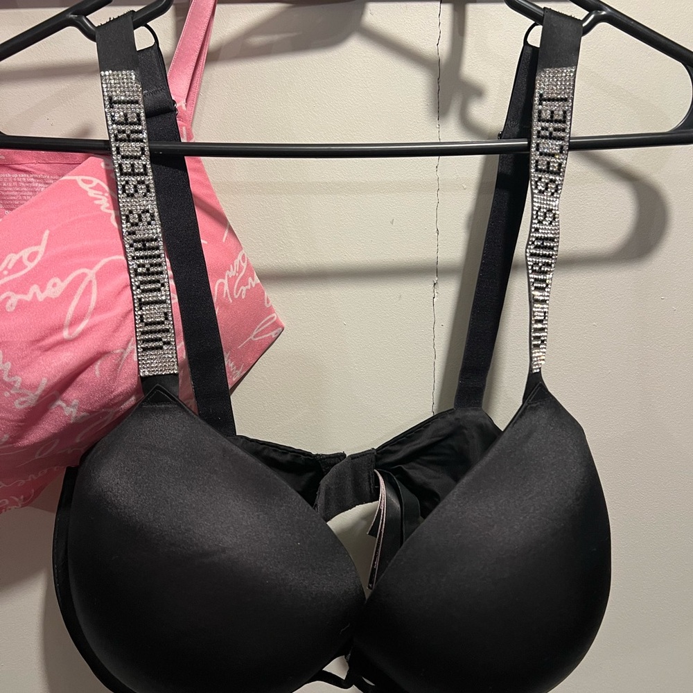 Victoria's Secret & Pink Bra Bundle - Picture 4 of 10